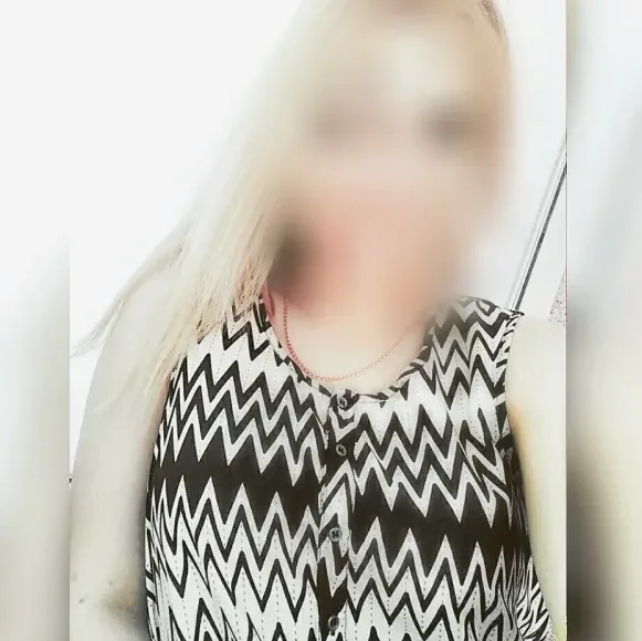 Carla, 29