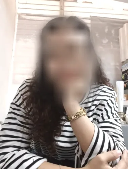 Daniela, 31