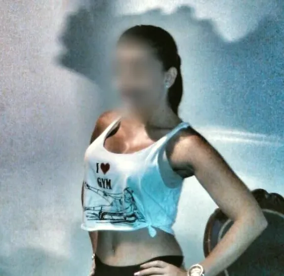 Nele, 40
