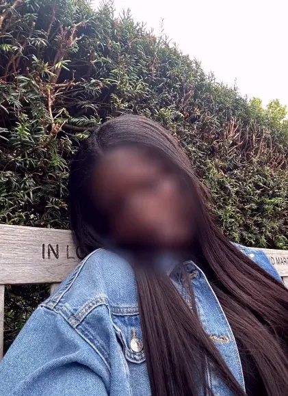 Pauline, 26