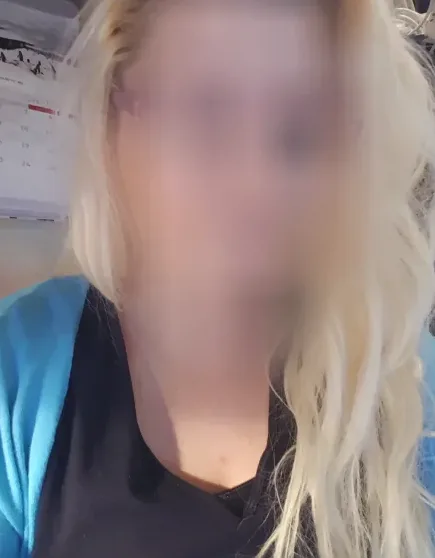 Zeynep, 40